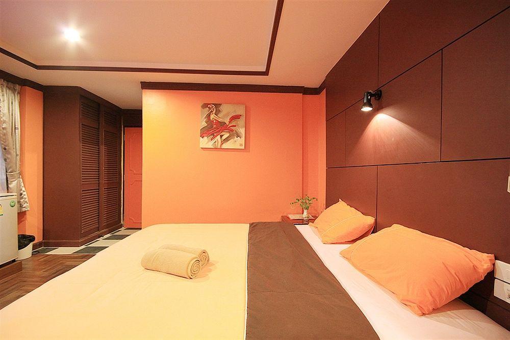 The Palm Delight Lodge Jomtien Beach Exterior photo